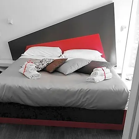 فندق مبيت وإفطار Caos Calmo 3*