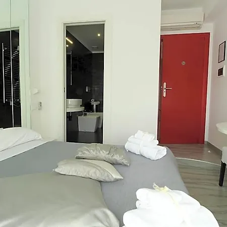 فندق مبيت وإفطار Caos Calmo 3*