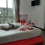 فندق مبيت وإفطار Caos Calmo روما