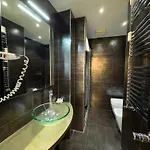 Caos Calmo فندق مبيت وإفطار 3*