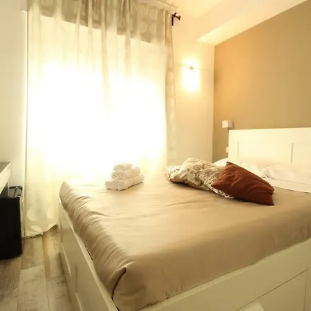 فندق مبيت وإفطار Caos Calmo 2*